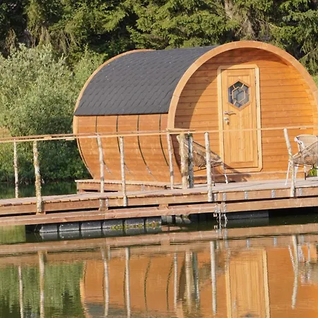 Les Flottantes Chalet Givrauval