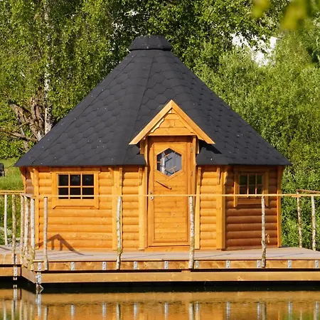 בקתה Les Flottantes *