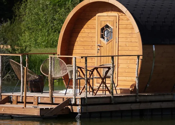 Les Flottantes Шале Givrauval