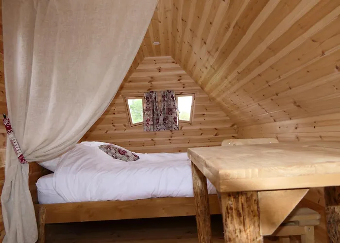 Les Flottantes Шале Givrauval